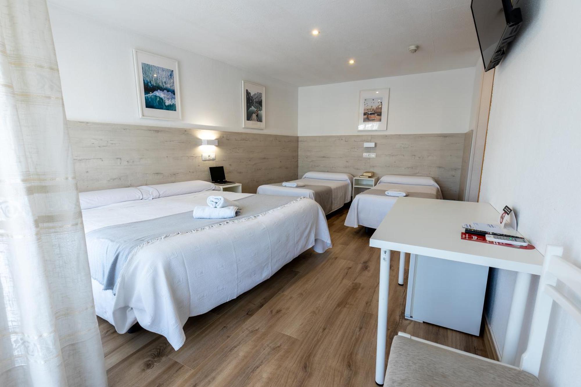 Hostal Gran Via Pinto Exteriör bild
